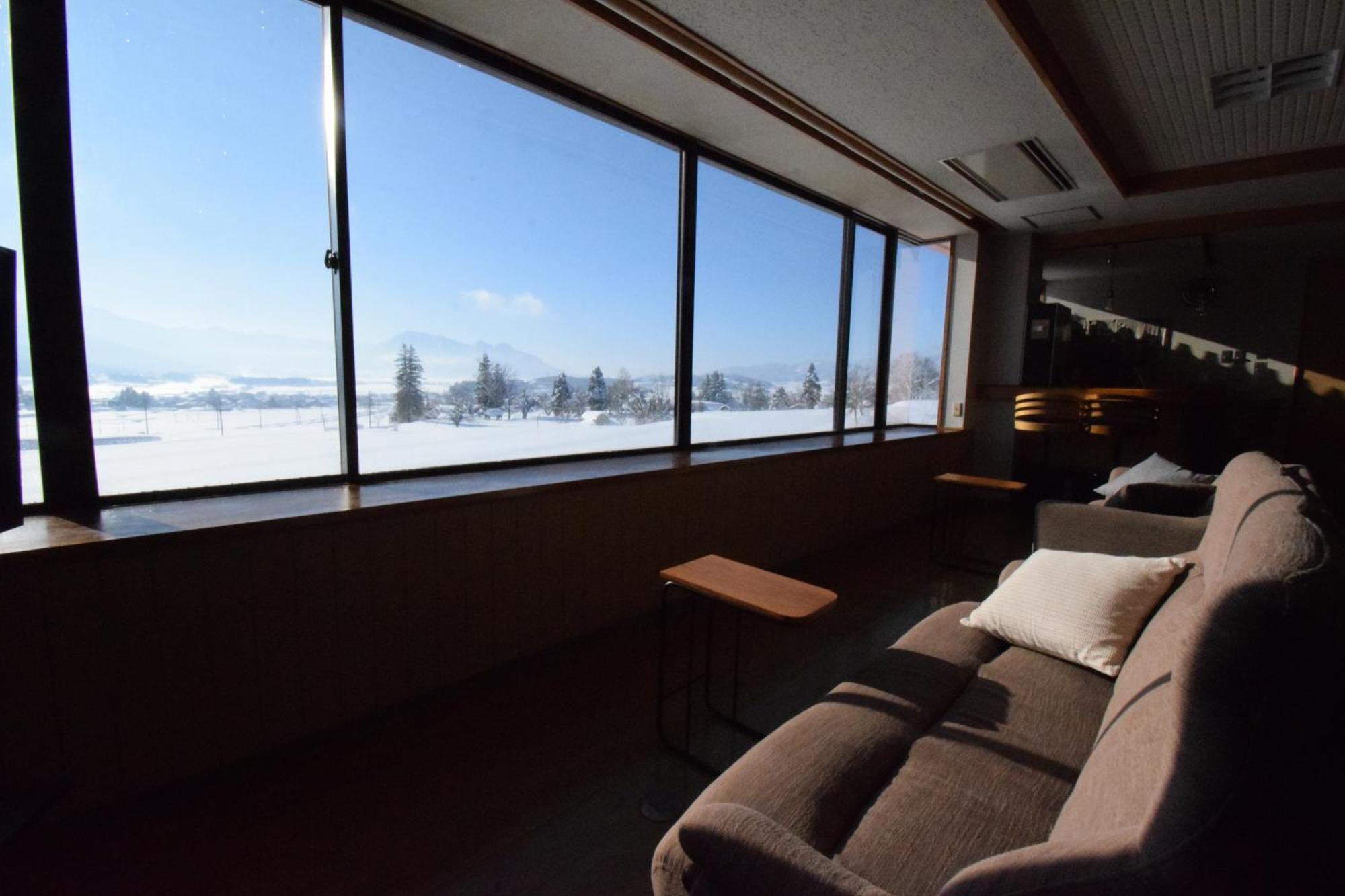 Готель Togari Onsen Alpen Plaza Iiyama Екстер'єр фото
